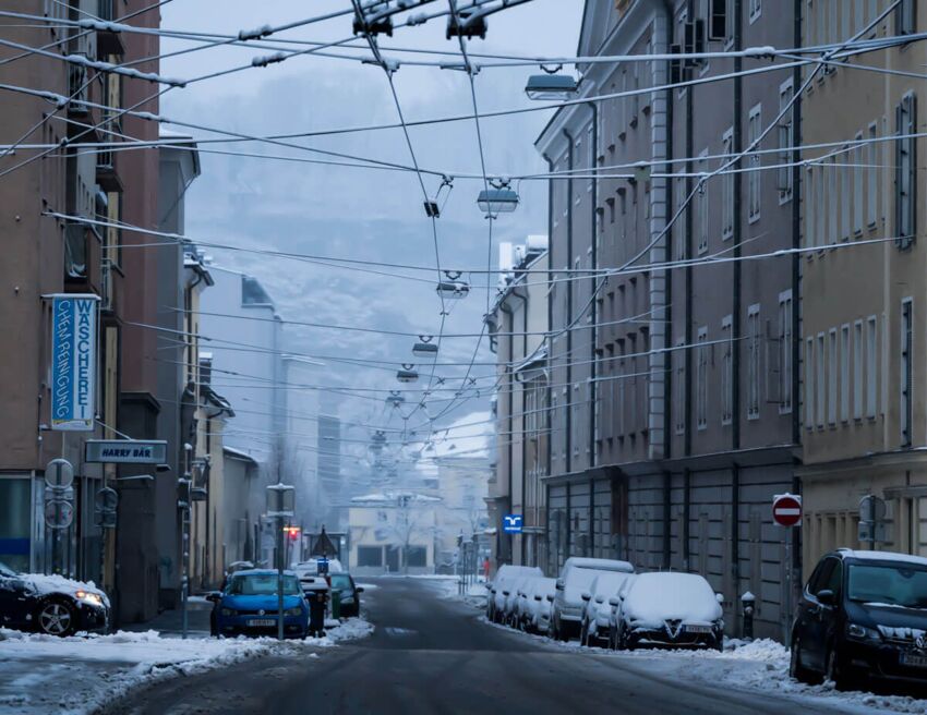 Winterbeginn im Andräviertel in Salzburg – Paris-Lodron-Straße